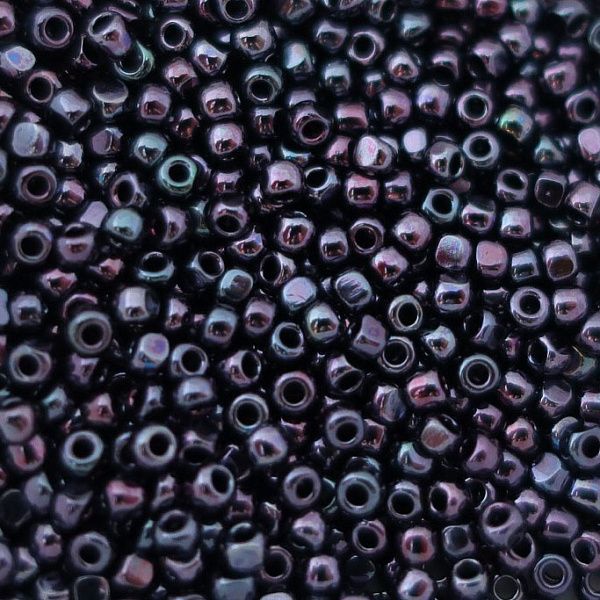 Charlotte 15/0 #0090 Сливовый