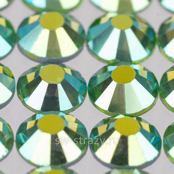 YHB 28 ss20 Peridot shimmer AB F 113AB